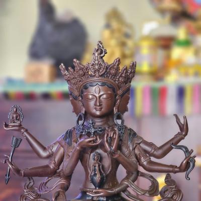 Tôn tượng Phật Đảnh Tôn Thắng